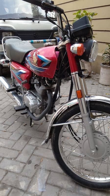 new bike h urgent sale krni h  condition 10by10 pesso ki zarort h 1