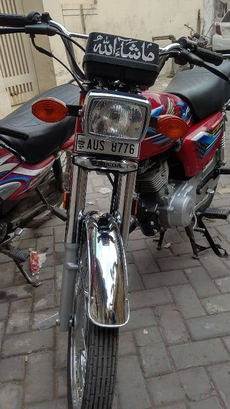 new bike h urgent sale krni h  condition 10by10 pesso ki zarort h 3