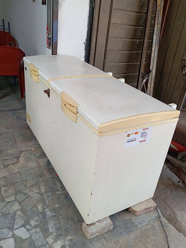 wave deep freezer good condition 0