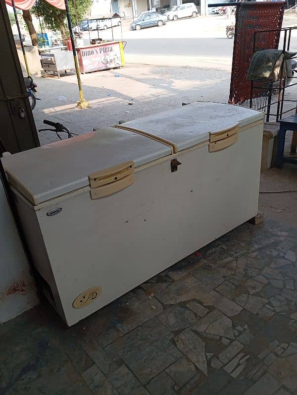 wave deep freezer good condition 1