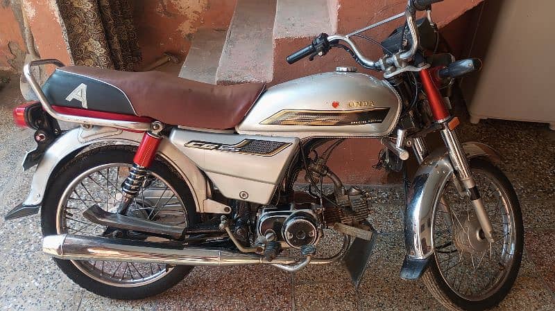 Honda cd 70 0