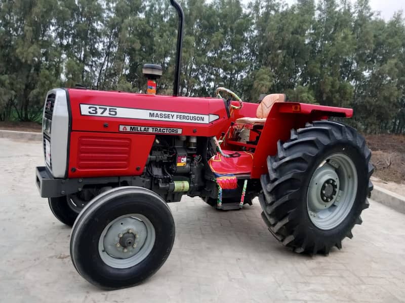 Massey Ferguson Tractor 385 Model 2020 1