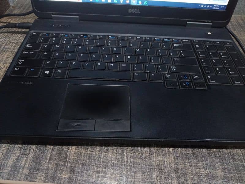 Dell Latitude E5540 3