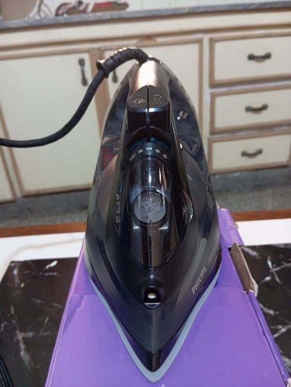 Phillips Steam Iron Ceramic coating 5