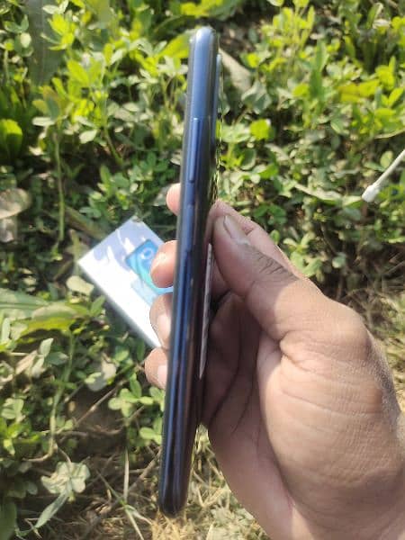 Redmi note 10 mobile condition 10/10 with original box and charger 5