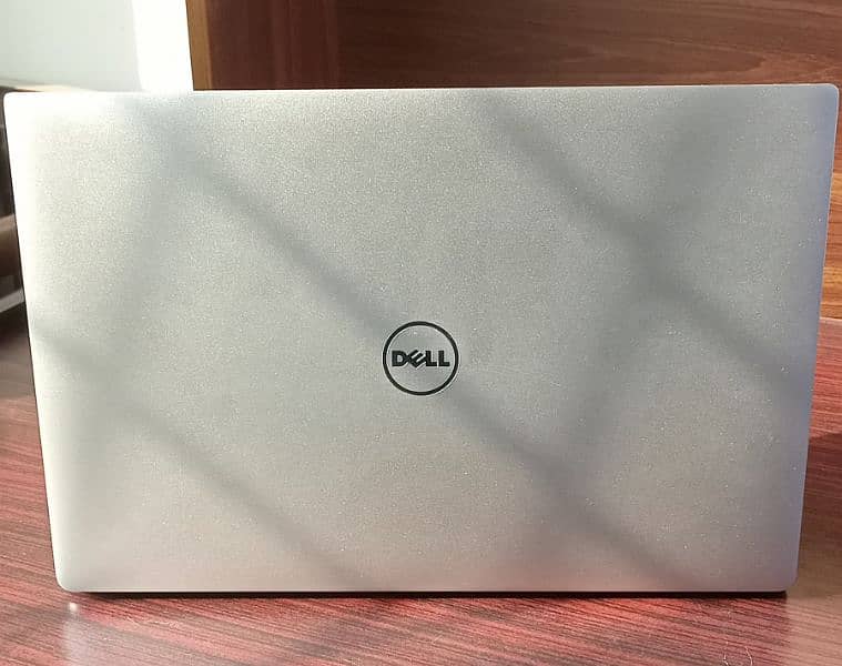 Dell Precision 5510 (10/10 condition) 0