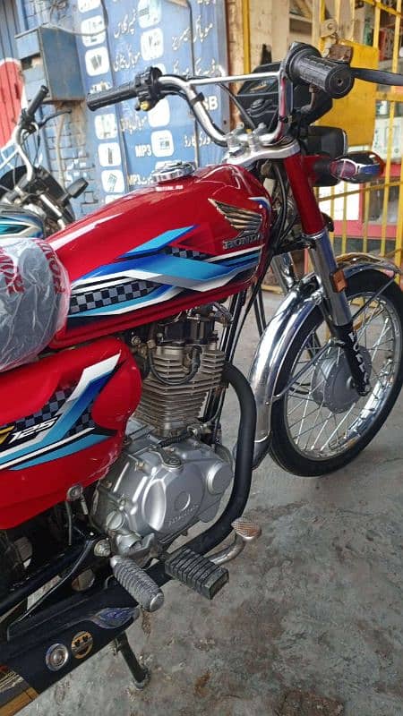 Honda 125 brand new fresh condition open latter hai 03446464638 7