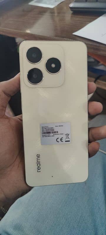 Realme c61 6+6/128 3