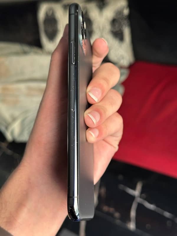 iphone 11 pro max physical dual 6