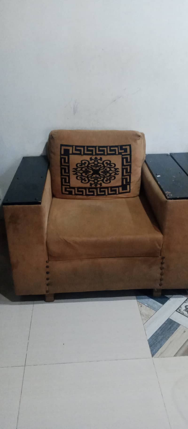 2-1seat sofa 0