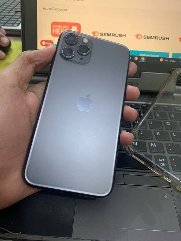 Iphone 11 pro 1