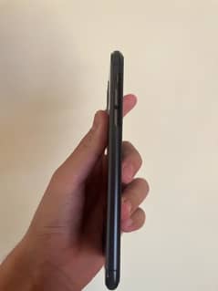 iphone 11 pro max for salee urgent