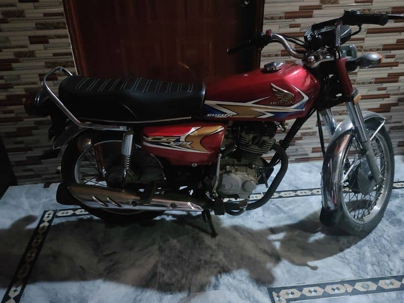 Honda cg-125 2020 Karachi 0