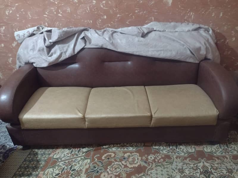 7 Seater Sofa Urgent Sale 0