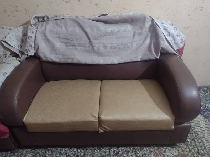 7 Seater Sofa Urgent Sale 1