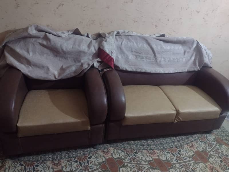 7 Seater Sofa Urgent Sale 4