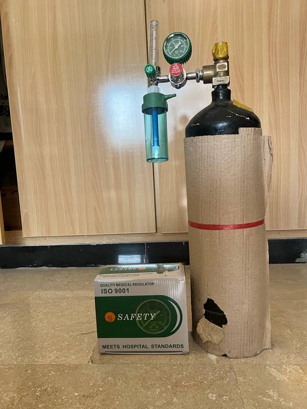 Oxygen cylinder 5