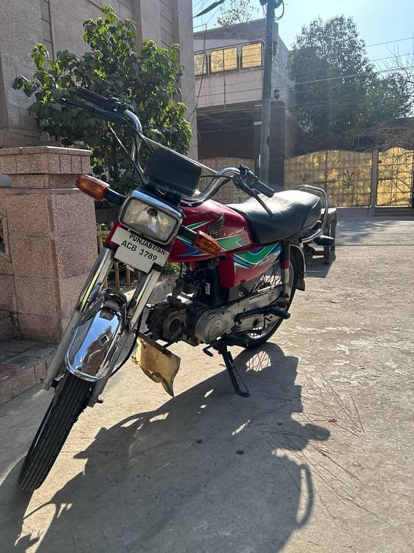 Honda cd 70 urgent sale 3