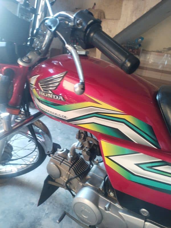 Honda CD 70 red color 22/23 model 10/10 condition 6