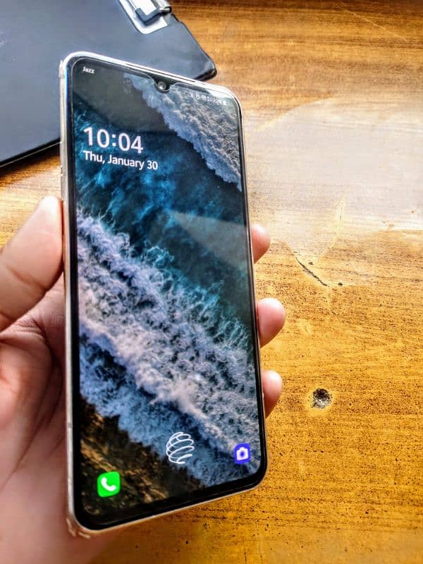 LG v60 Dual SIM with charger 1