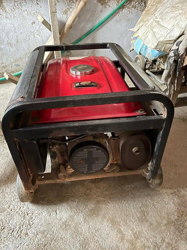 Honda Generator2.5 kb petrol and gas for sale 5