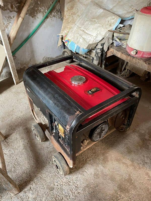 Honda Generator2.5 kb petrol and gas for sale 6