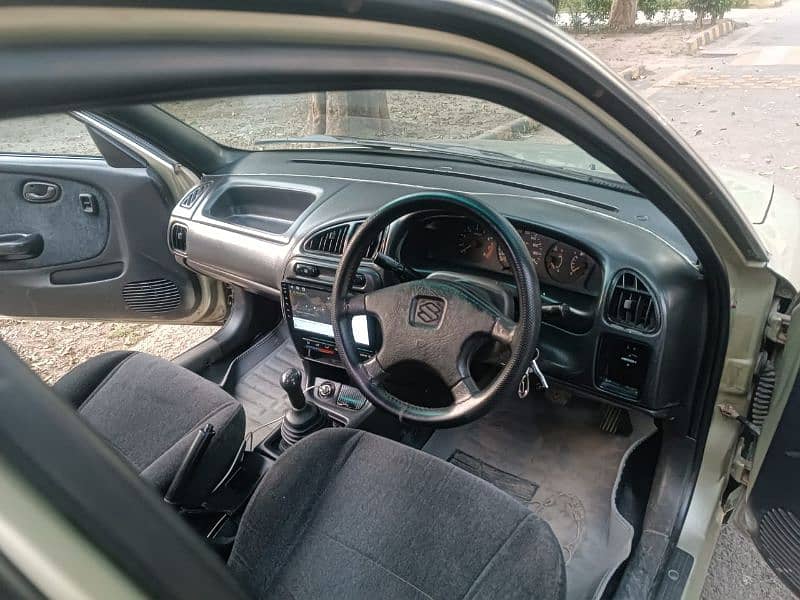 Suzuki Baleno 2001 5