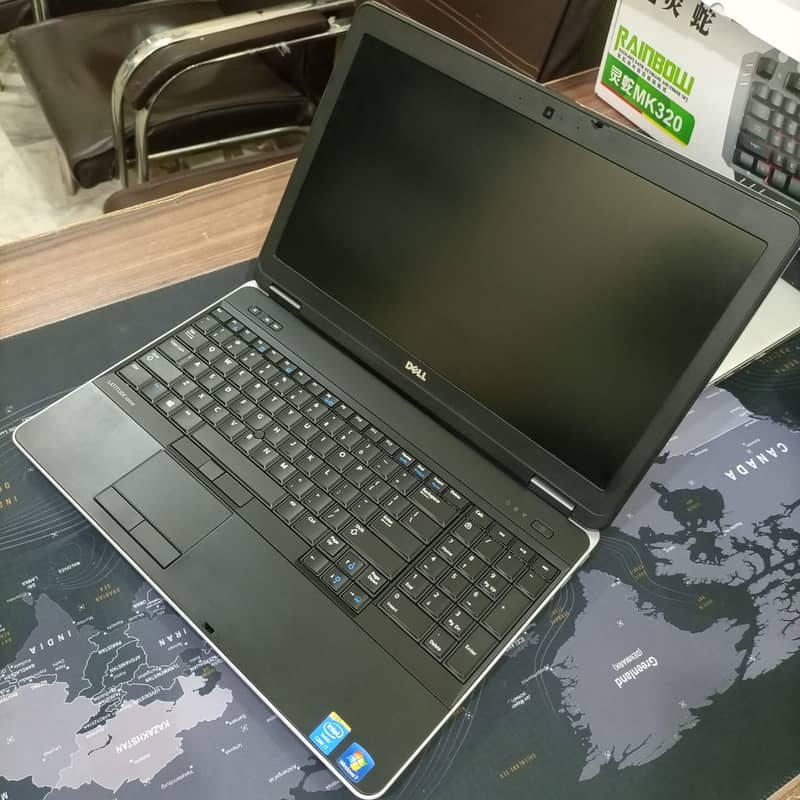 Dell Latitude E6540 Core i7-4thGen 8GB Ram 128GB SSD 0