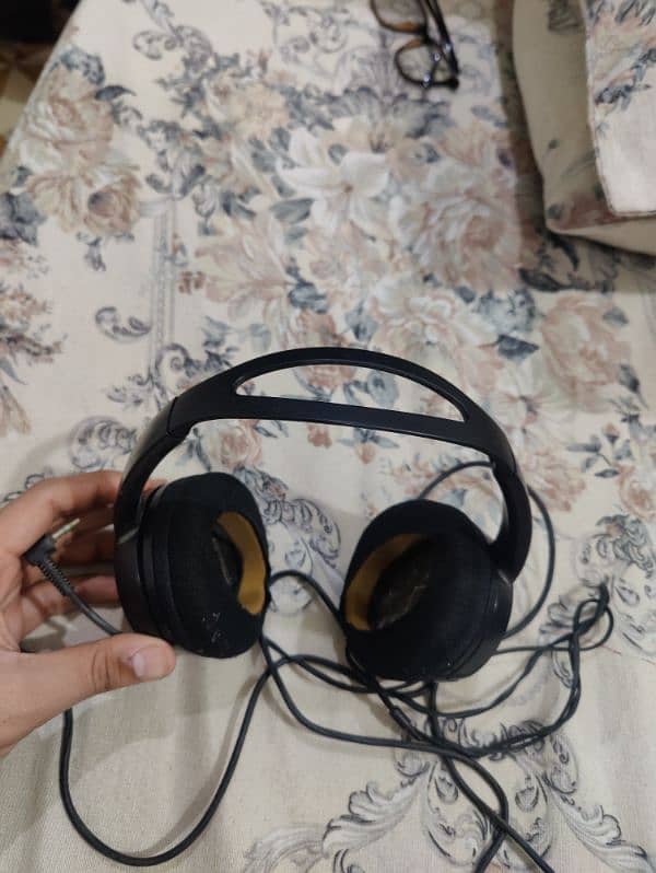 5X headphones for Sale 4