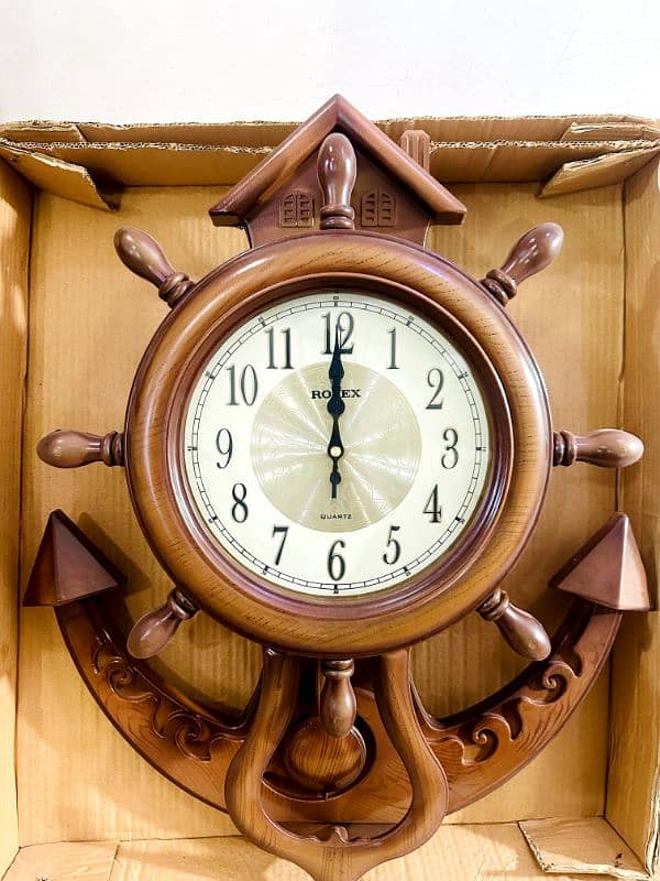 stylish pendulum wall clock New Design 1