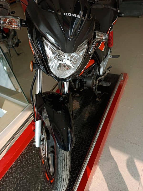 Honda CB150F blk model 2022 for sale 4