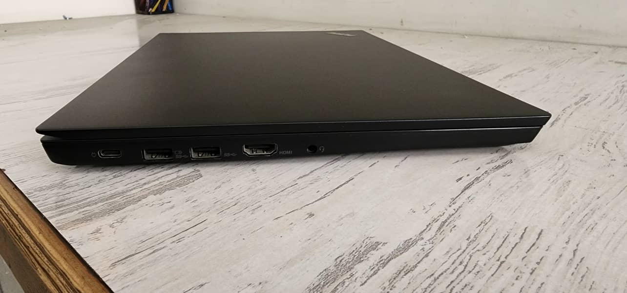 Selling Lenovo E14 Core-i5 1