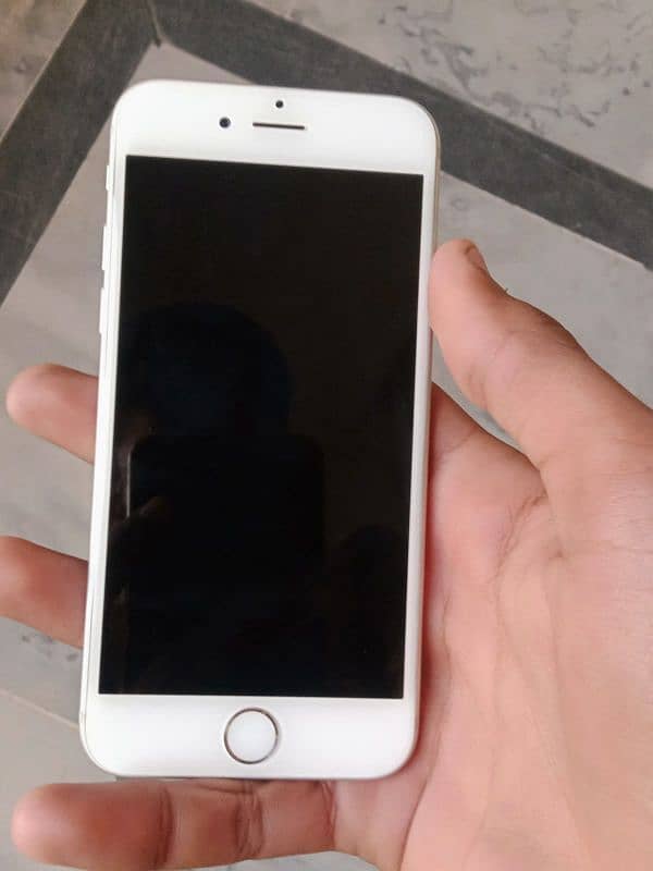 iPhone 6 scratch less 4