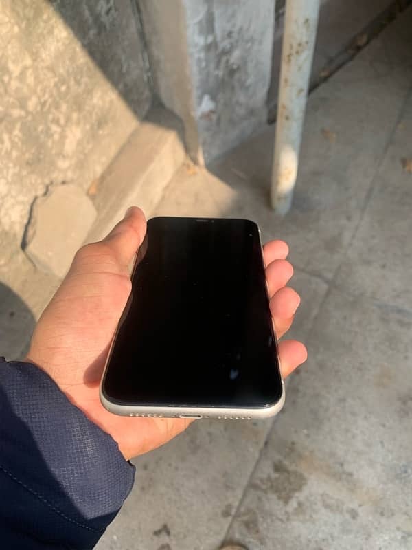 iPhone 11 128 non pta all ok 0344 7617487 exchange possible 3