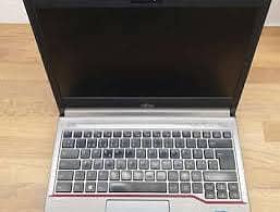 FUJITSU LIFE BOOK E 736 1