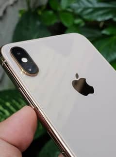 iPhone XR 256 GB my WhatsApp number 03250226756