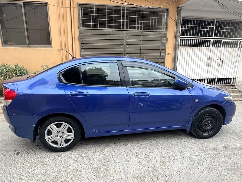 O3Ol477 859O Honda City IVTEC 2009 urgent sale 10