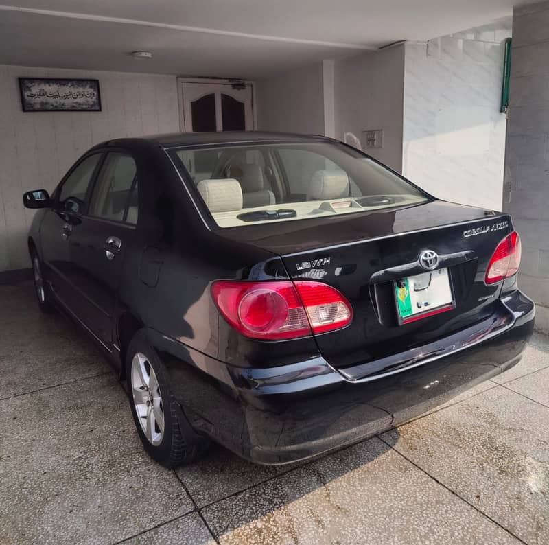 Toyota Corolla Altis 2005 7