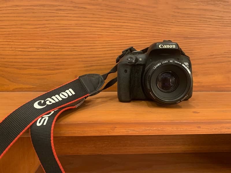 Canon DSLR 750d package deal for sale. 0