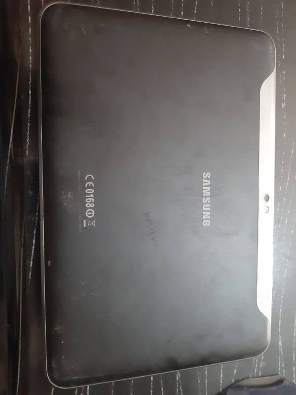 Samsung tab modle don't know for sale need charging only 1