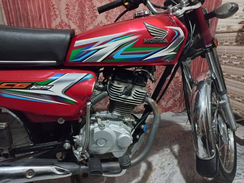 Honda model 125 CG Applied for 4