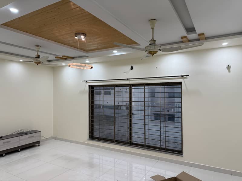 100 fit road brand new portion for rent all facilities available here 0