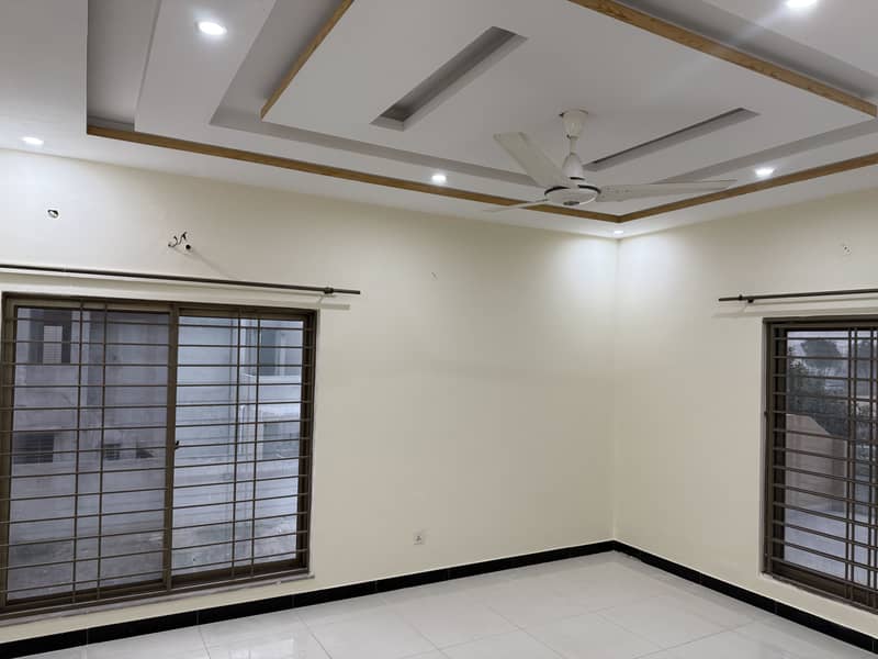 100 fit road brand new portion for rent all facilities available here 7