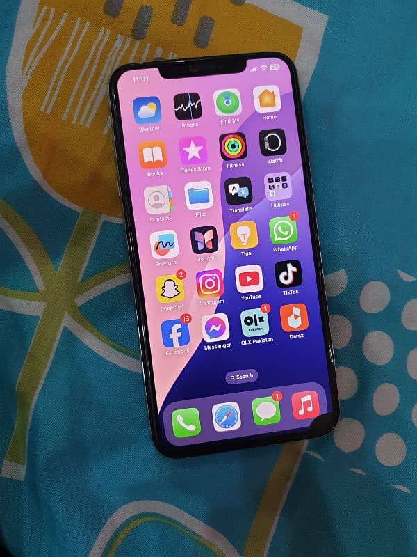 iphone xs max 64gb pta approved. all ok. doted 7