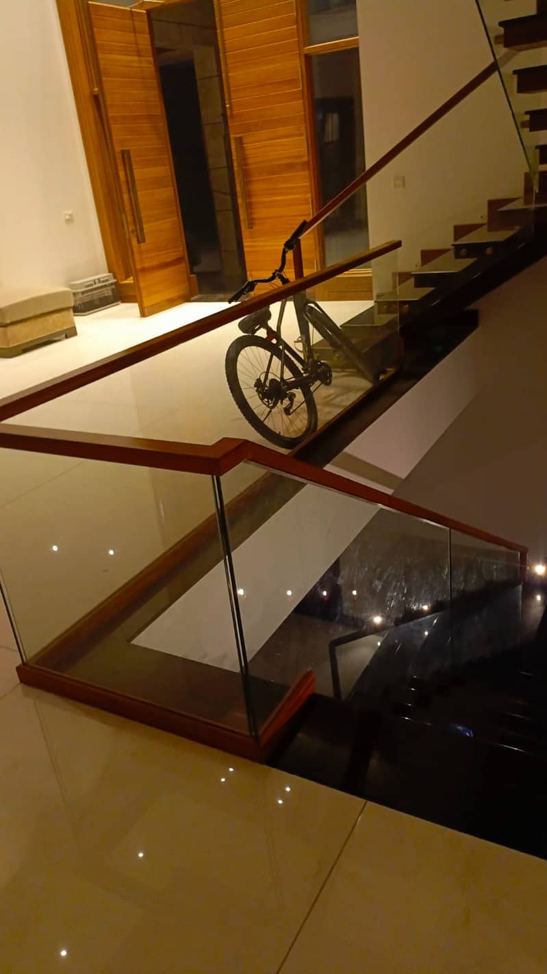 Glass Works - Services in Lahore,Glass Stairs,Glass Office Cabin,Doors 19