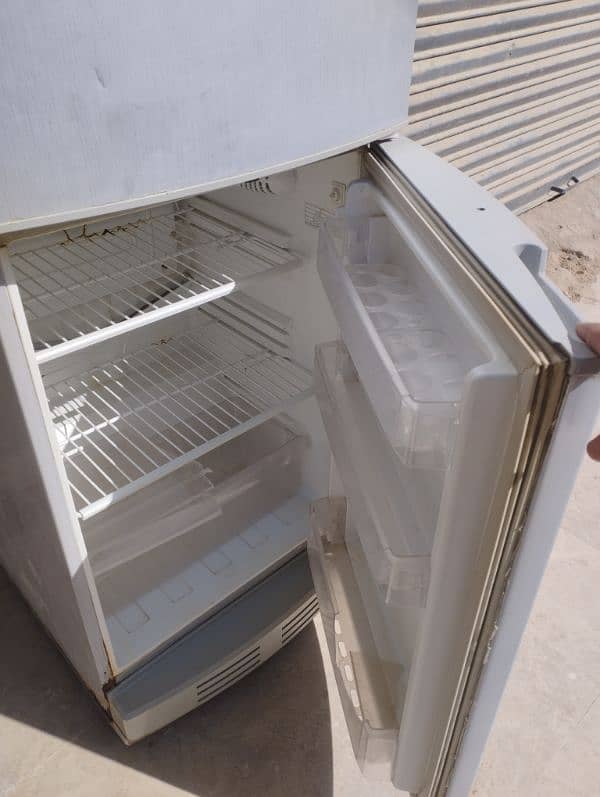 Refrigerator for Sale PEL 2300 JF 3