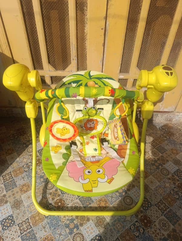 2 in 1 baby swing with music and imported rocker 4