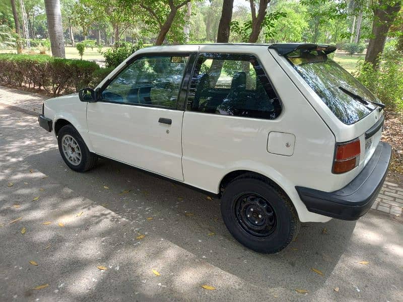 Nissan March 1984 1