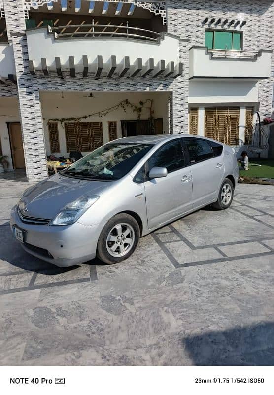 Toyota Prius 2013 3