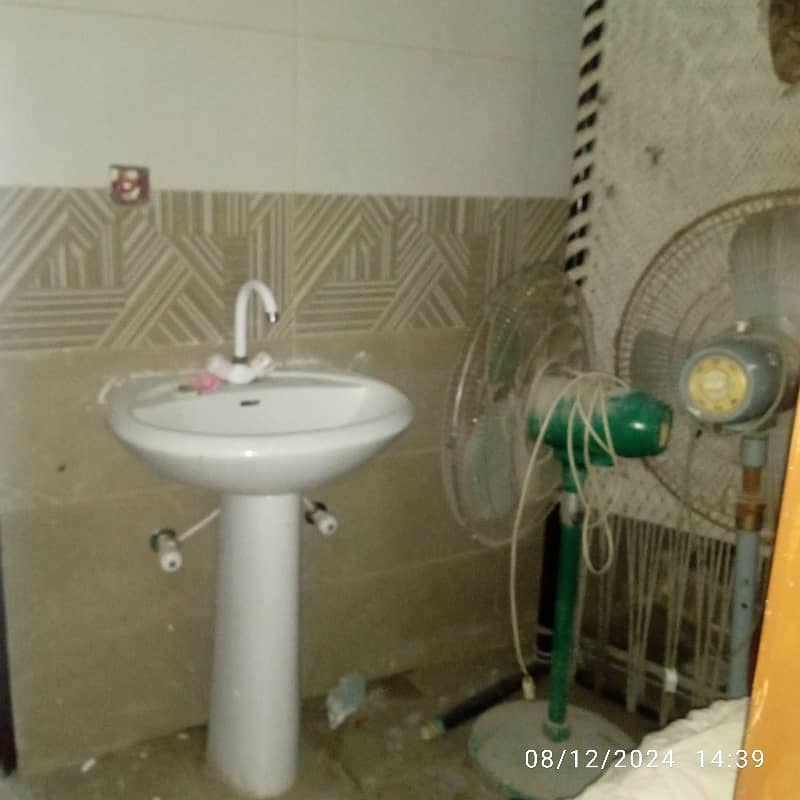 3 Beds Attached Bath Upper Portion For Rent 3